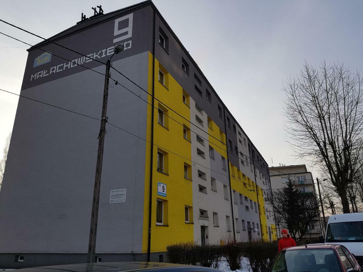 Apartamenty Rest Studio Self Check-In 24H Битом Екстер'єр фото