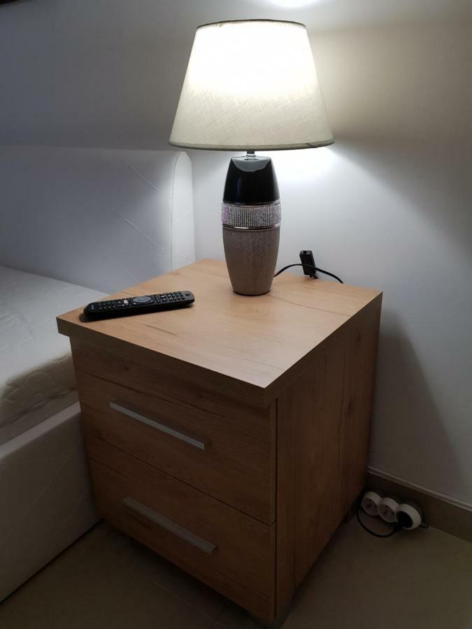 Apartamenty Rest Studio Self Check-In 24H Битом Екстер'єр фото
