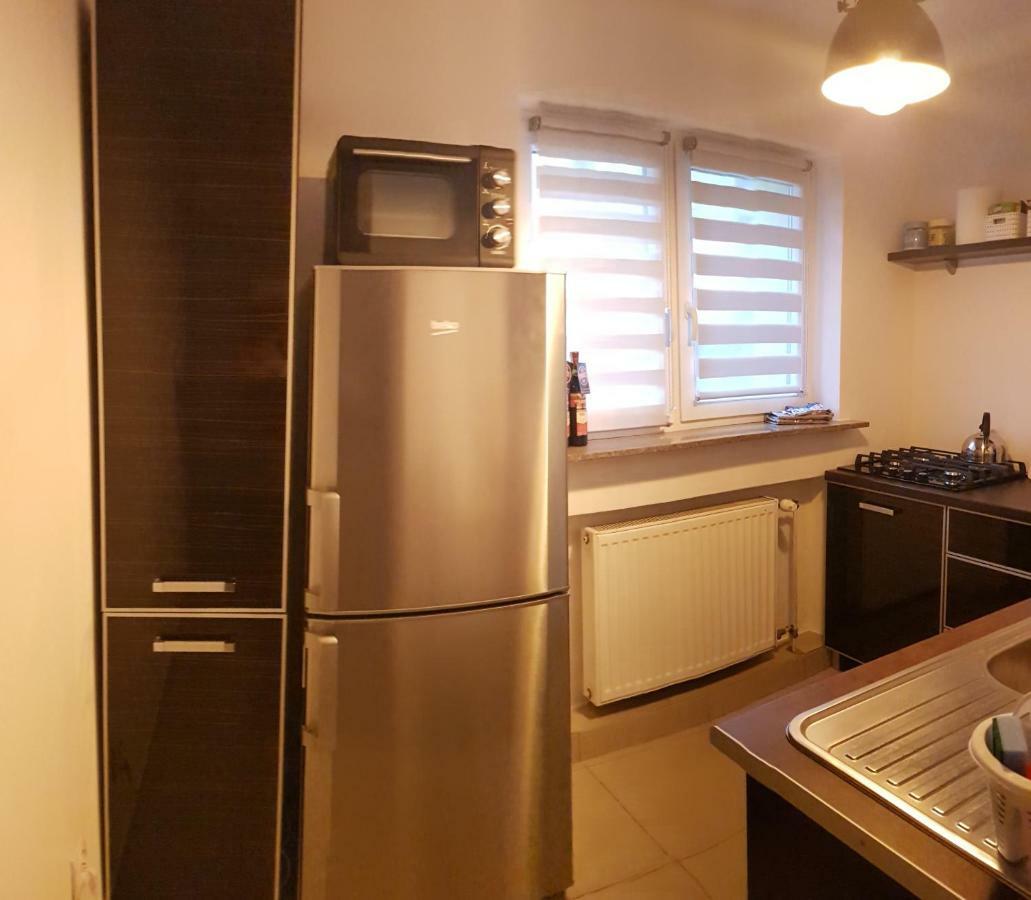 Apartamenty Rest Studio Self Check-In 24H Битом Екстер'єр фото